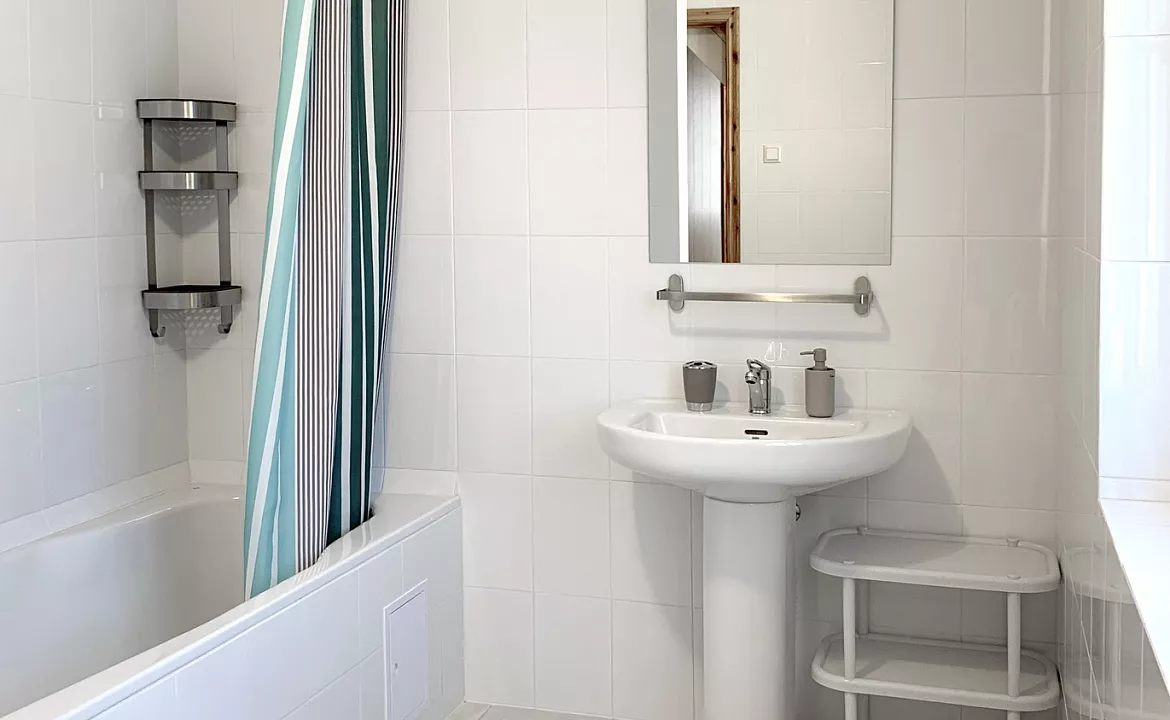 Четырехместный номер с отдельными кроватями. Гостевой комплекс "Буэнос Диас". Совет-Квадже