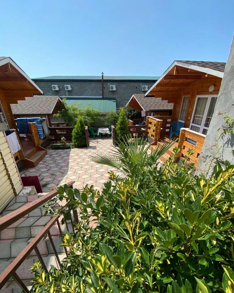 . Гостевой дом "Ролан". Новый Афон