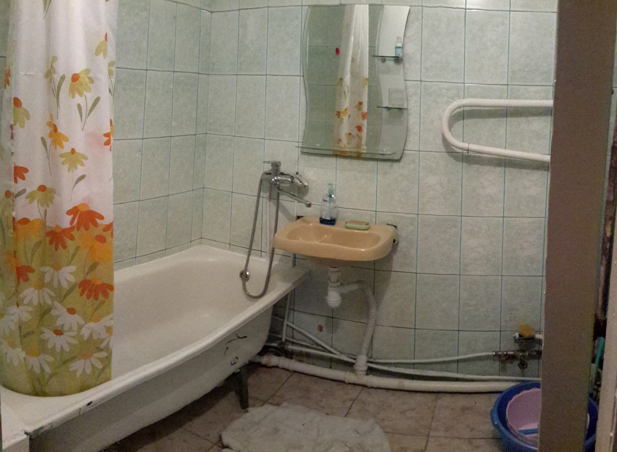 . Квартира в многоквартирном доме Просторная квартира на море . Квартиры в Пицунде