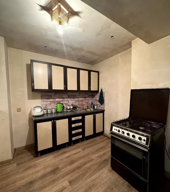 . Двухэтажный дом Сухум. Сухум