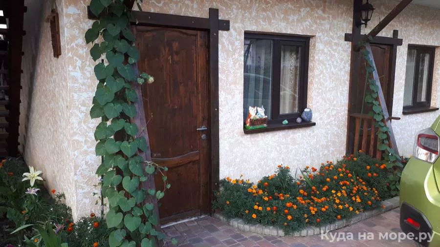 . Гостевой дом Уютный уголок. Кабардинка