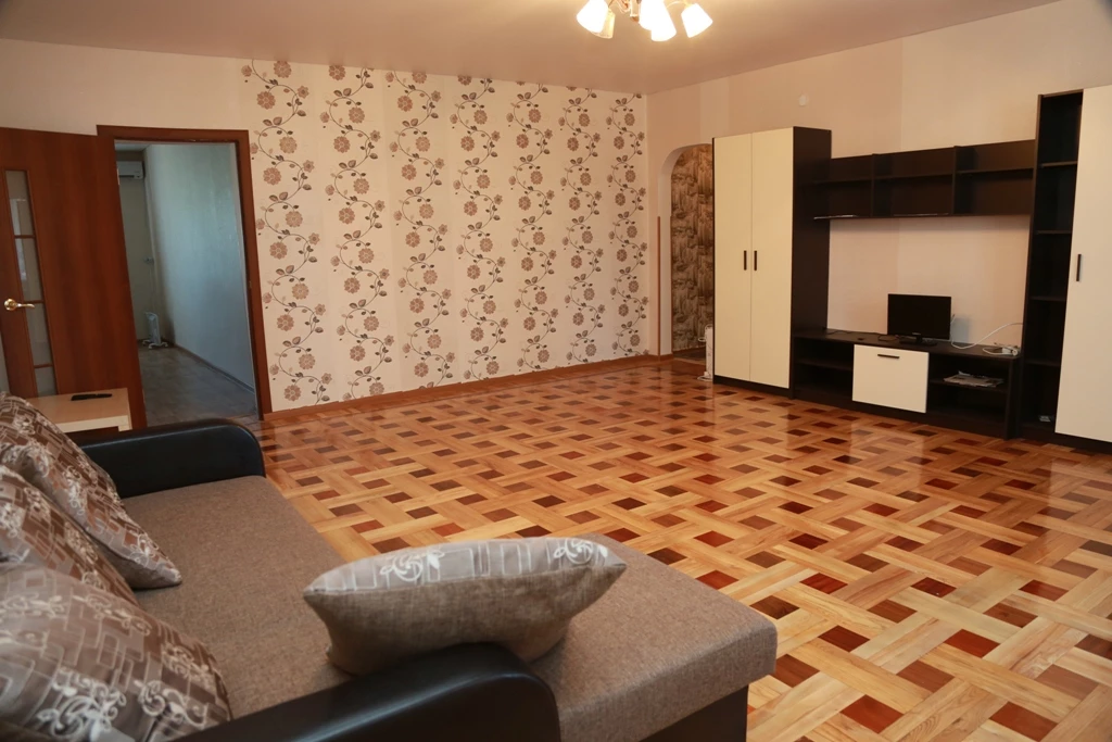 . Квартира в многоквартирном доме 2-комнатная Квартира. Сухум