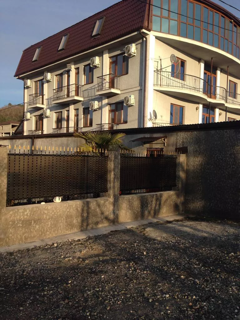 . Гостевой дом "Private house". Сухум