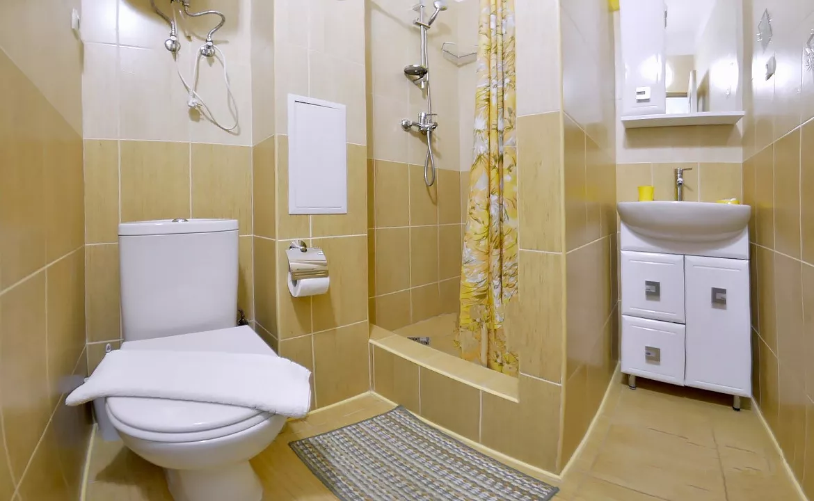 Одноместный номер с балконом. Гостевой дом «Ангара». Алушта