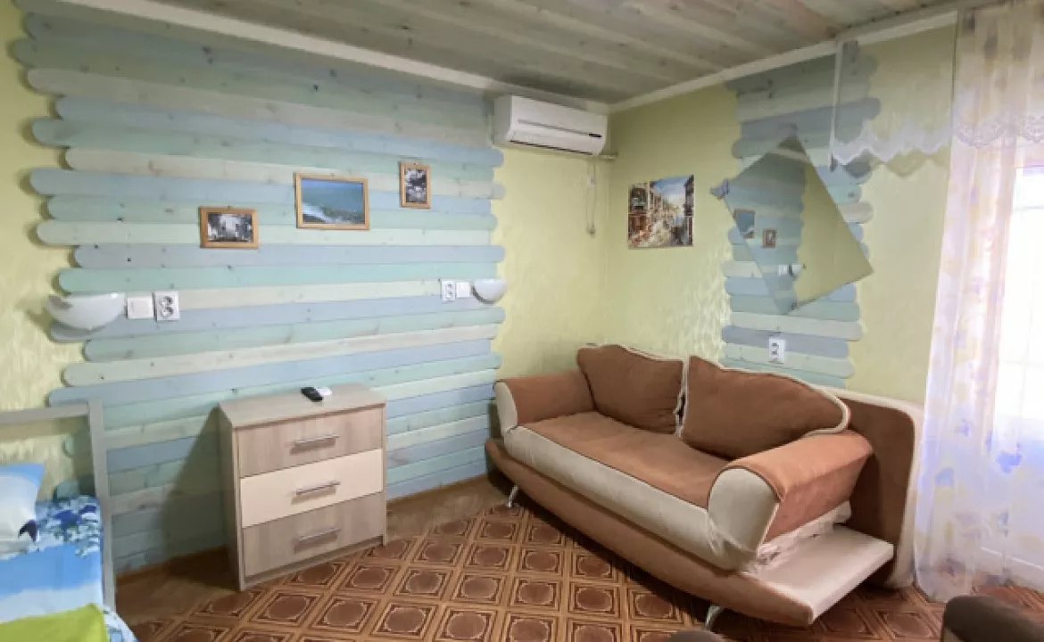 Семейный с балконом. Гостевой дом "Инжир". Новомихайловский Семейный с балконом. Гостевой дом "Инжир". Новомихайловский