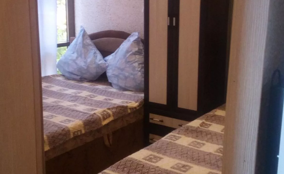 Двух комнатная квартира. Одна и двух комнатная квартира. Адлер Двух комнатная квартира. Одна и двух комнатная квартира. Адлер