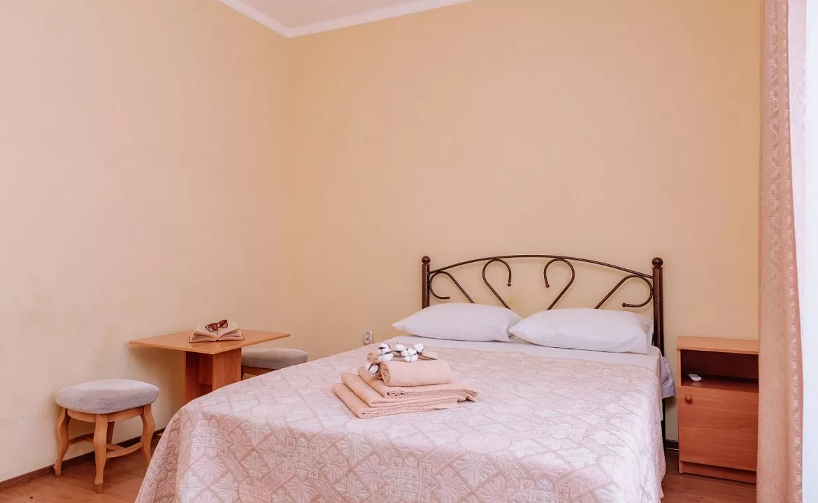 Стандарт с балконом. Гостевой дом "София" - Лазаревское. Лазаревское