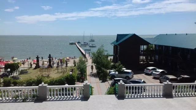 . Гостиница комплекс "Новинка". Ейск