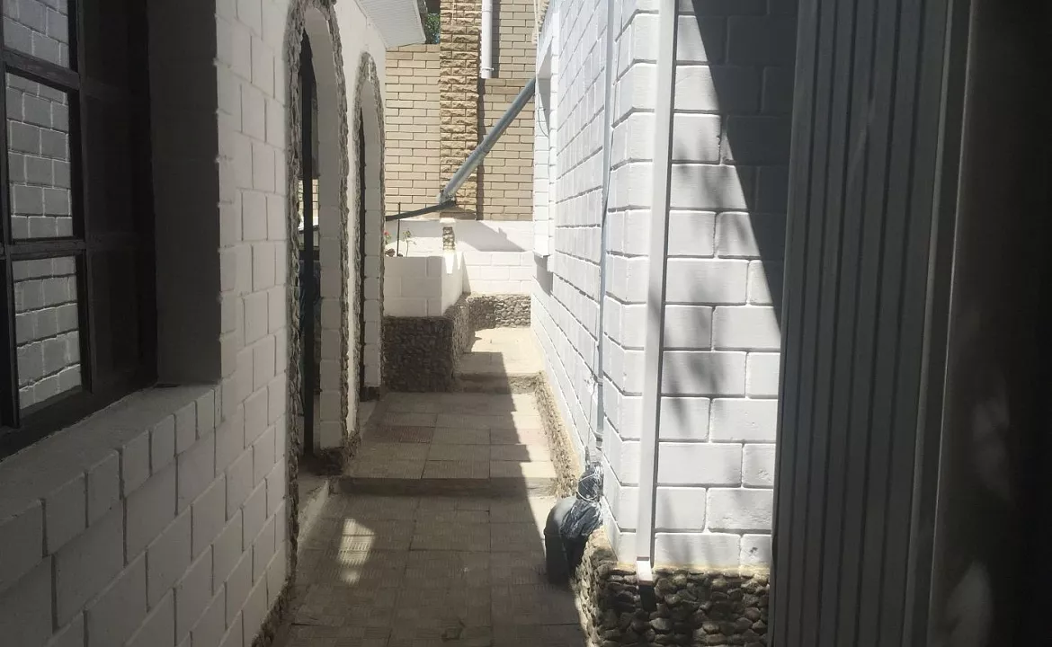 Двухкомнатный 4-х местный на 1-м этаже. Гостевой дом Гостевой дом "Спортлото-82".. Коктебель