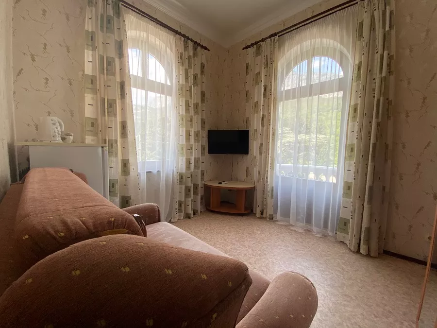 Люкс . Вилла "Ренессанс". Кореиз