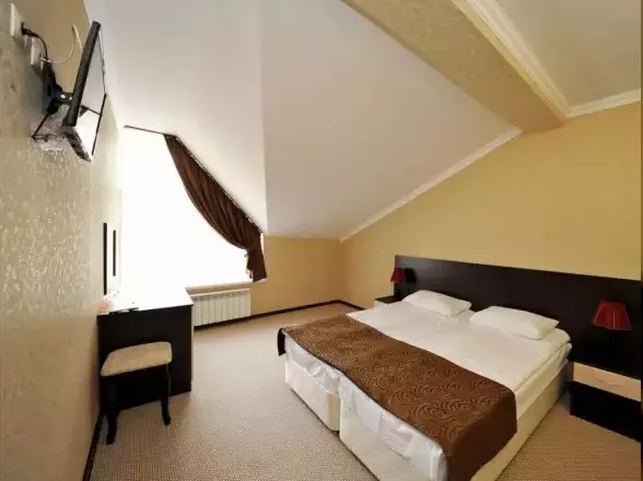 «Люкс» 2-комнатный. Отель «Смайл». Эльбрус - гостиницы