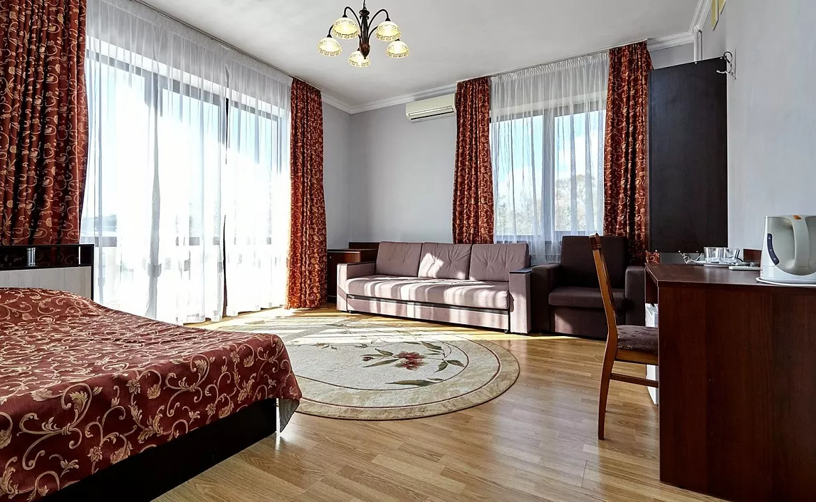 Люкс с 2 спальнями. Гостевой дом "ВИКТОРИЯ". Геленджик Люкс с 2 спальнями. Гостевой дом "ВИКТОРИЯ". Геленджик