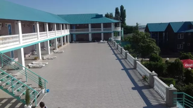 . Гостиница комплекс "Новинка". Ейск