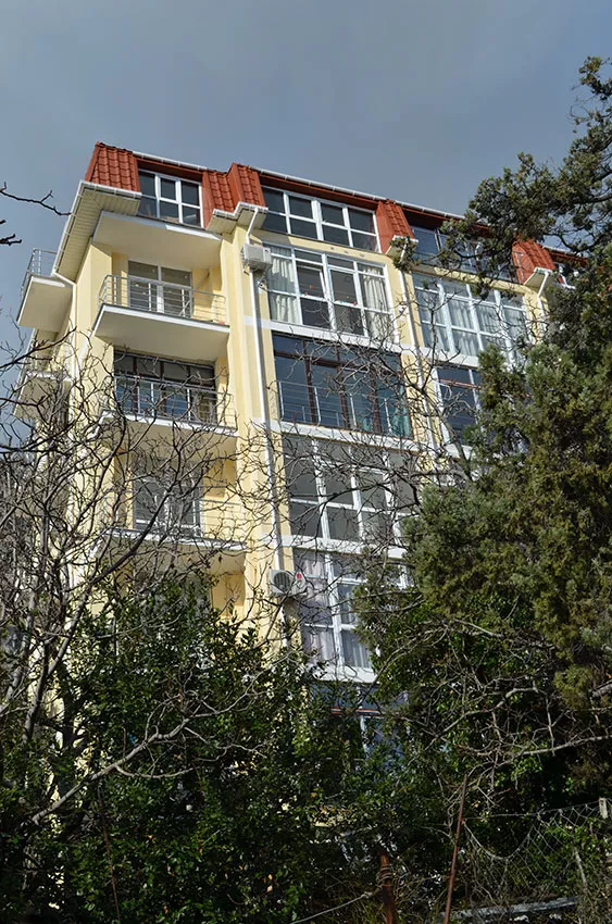 . Квартира в многоквартирном доме  Видовые апартаменты в Cимеизе. Симеиз