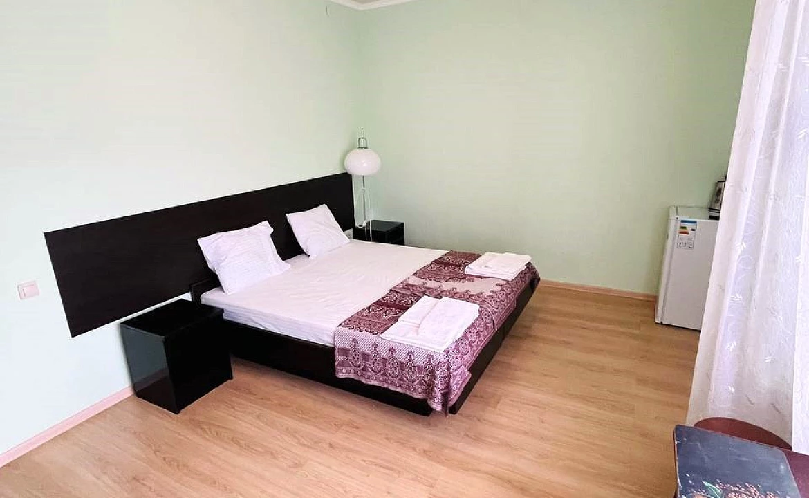 Стандартный Двухместный с доп. местом и балконом. Отель "Гермес" . Вардане