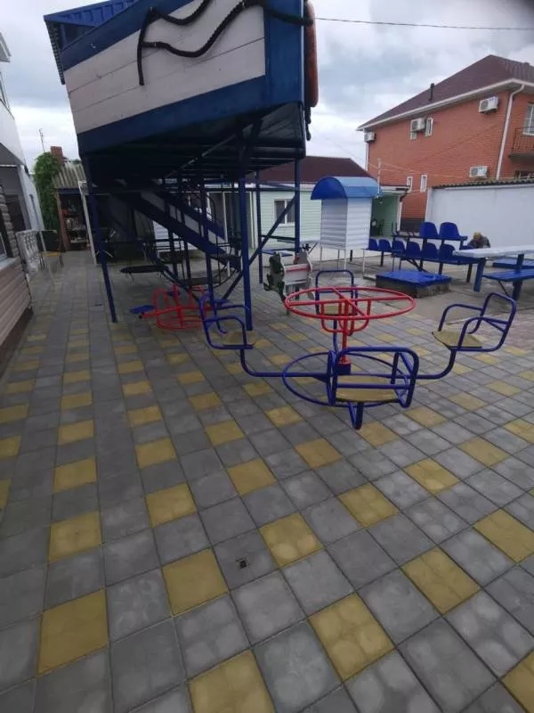 . Отель «Надежда». Должанская . Отель «Надежда». Должанская