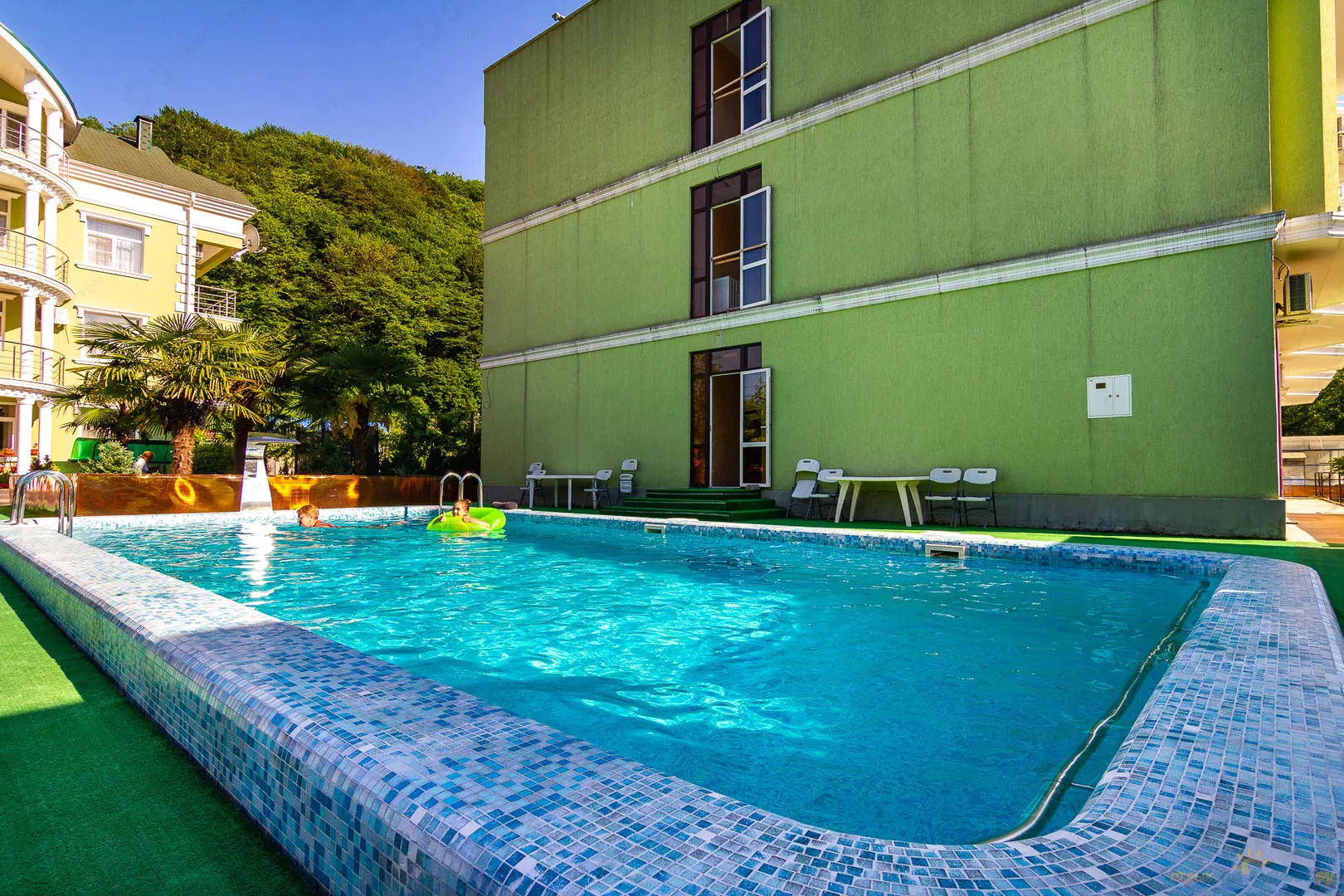 . Гостиница "Жемчужина Ямала". Лоо