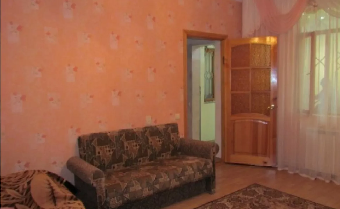 Квартира 2х комнатная. Частный сектор Двухкомнатная квартира. Алушта Квартира 2х комнатная. Частный сектор Двухкомнатная квартира. Алушта