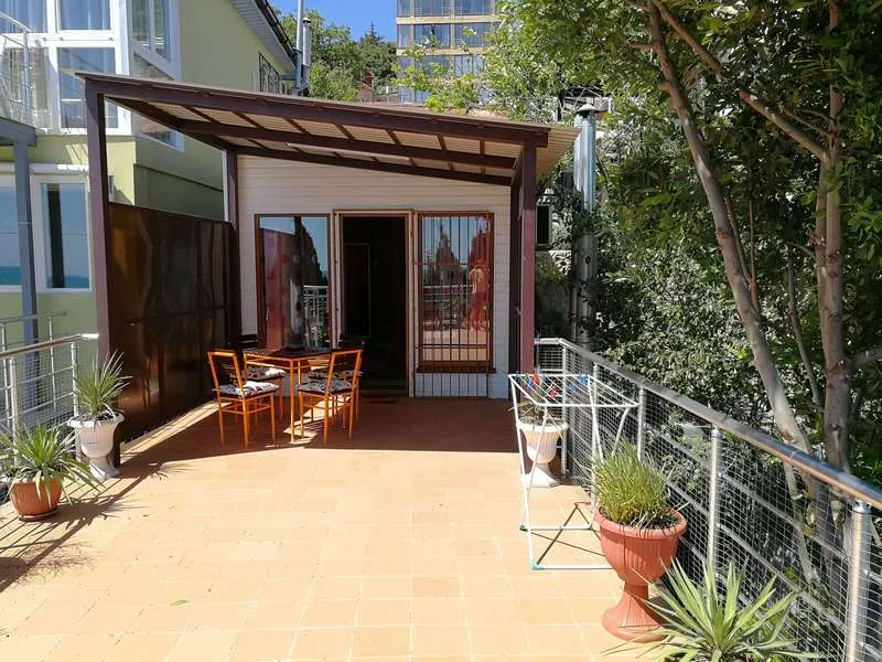 . Гостевой дом ОАЗИС. Ялта