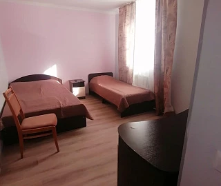 Студия номер 5. Гостевой дом НА САМБУРОВА. 