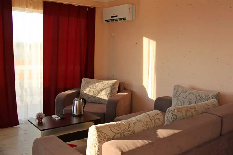 Люкс (2-комнатный). Пансионат Del Mar. Штормовое