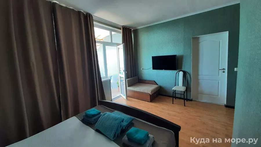 Номер «Бельэтаж». Отель Дача художников. Гагра