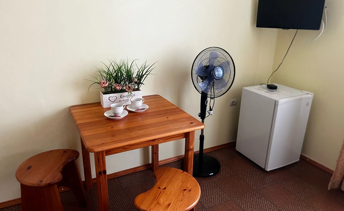 Двухместный номер с балконом. Гостевой дом Эксклюзив. Вардане