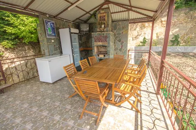 . Гостевой дом "Бетельгейзе". Криница