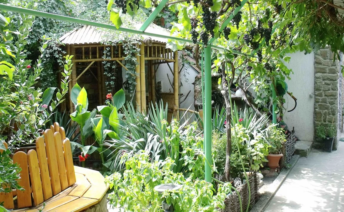 3-х местный номер – «Прованс». Гостевой дом "Триера". Судак