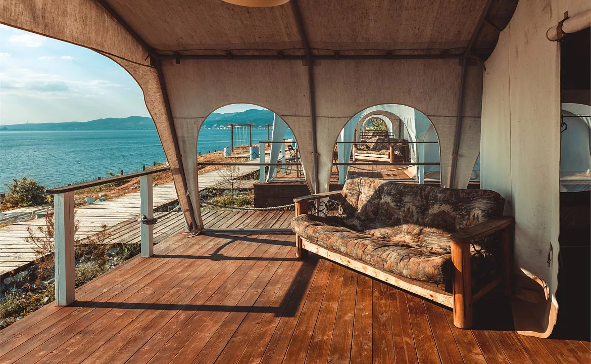 Шатёр-Сафари. Отель Scala. Кабардинка