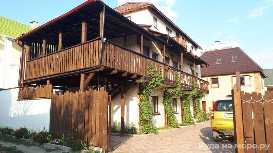 . Гостевой дом Уютный уголок. Кабардинка