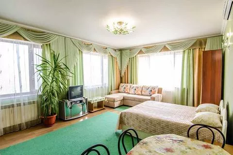 4-х местный «Люкс» (2 этаж, корп. А). Гостевой дом «Уют на Демышева». Евпатория