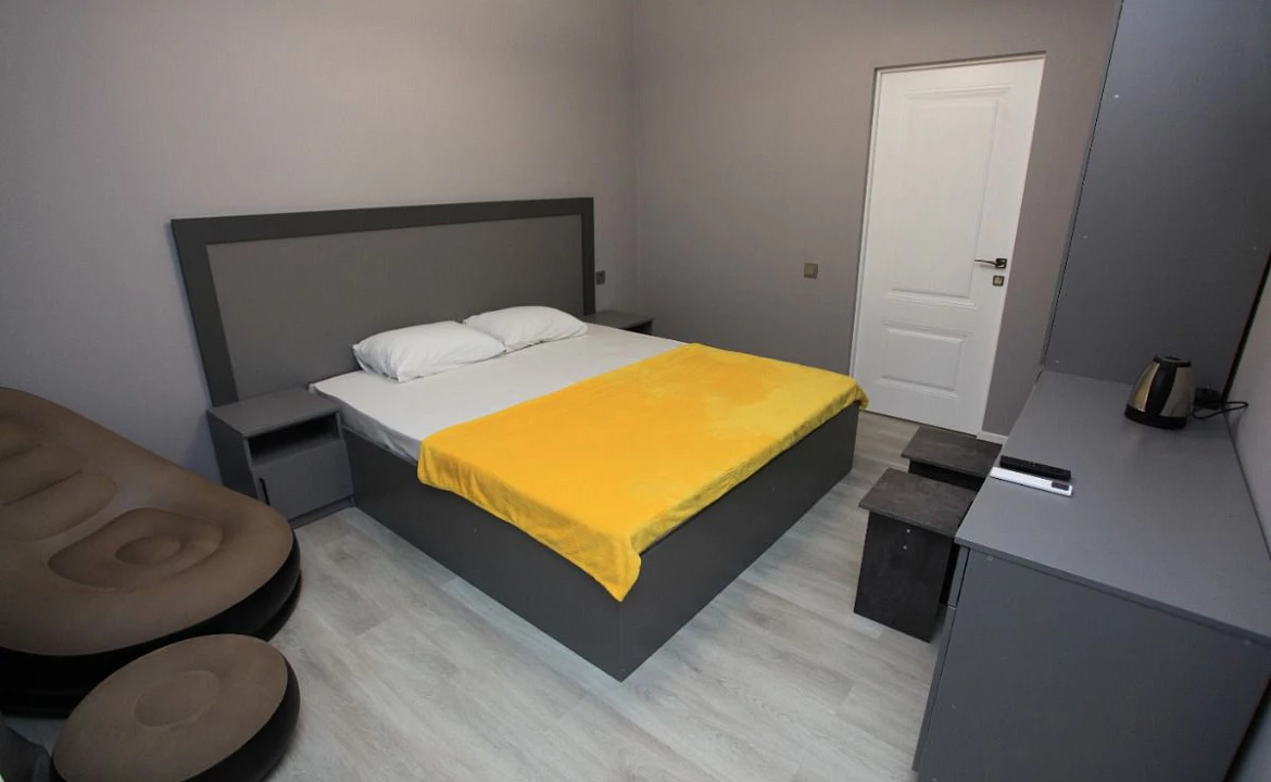 Номер Стандарт 2 местный. Гостевой дом "Седьмое небо". Сухум