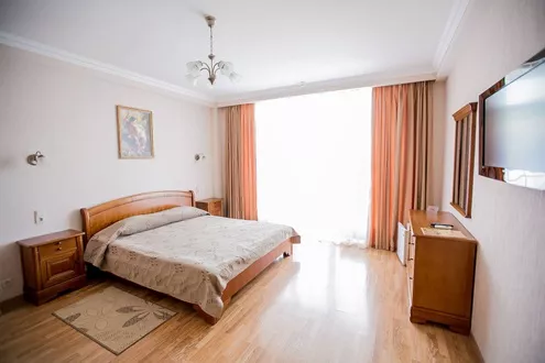 Номер Полулюкс. Гостиница «Вилла Аль Марин». Утёс Номер Полулюкс. Гостиница «Вилла Аль Марин». Утёс