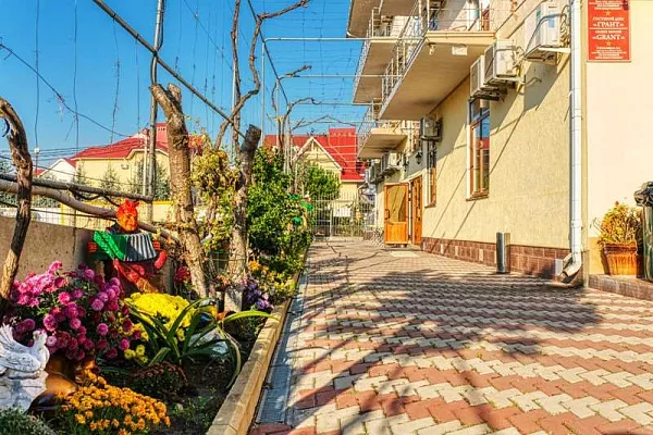 . Гостевой дом "Грант" - Адлер. Адлер