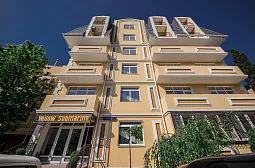 Гостевой дом "Yellow Submarine" Гостевой дом "Yellow Submarine"