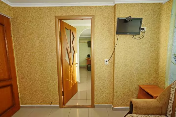 2-х комнатный Стандарт с балконом. Отель «Черноморец». Лазаревское 2-х комнатный Стандарт с балконом. Отель «Черноморец». Лазаревское