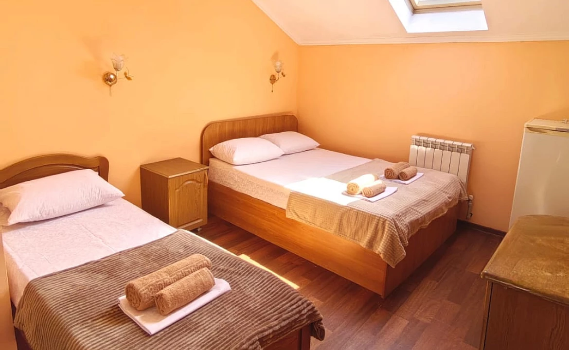 Пятиместный номер «Стандарт». Гостевой дом "Цитрус". Лазаревское