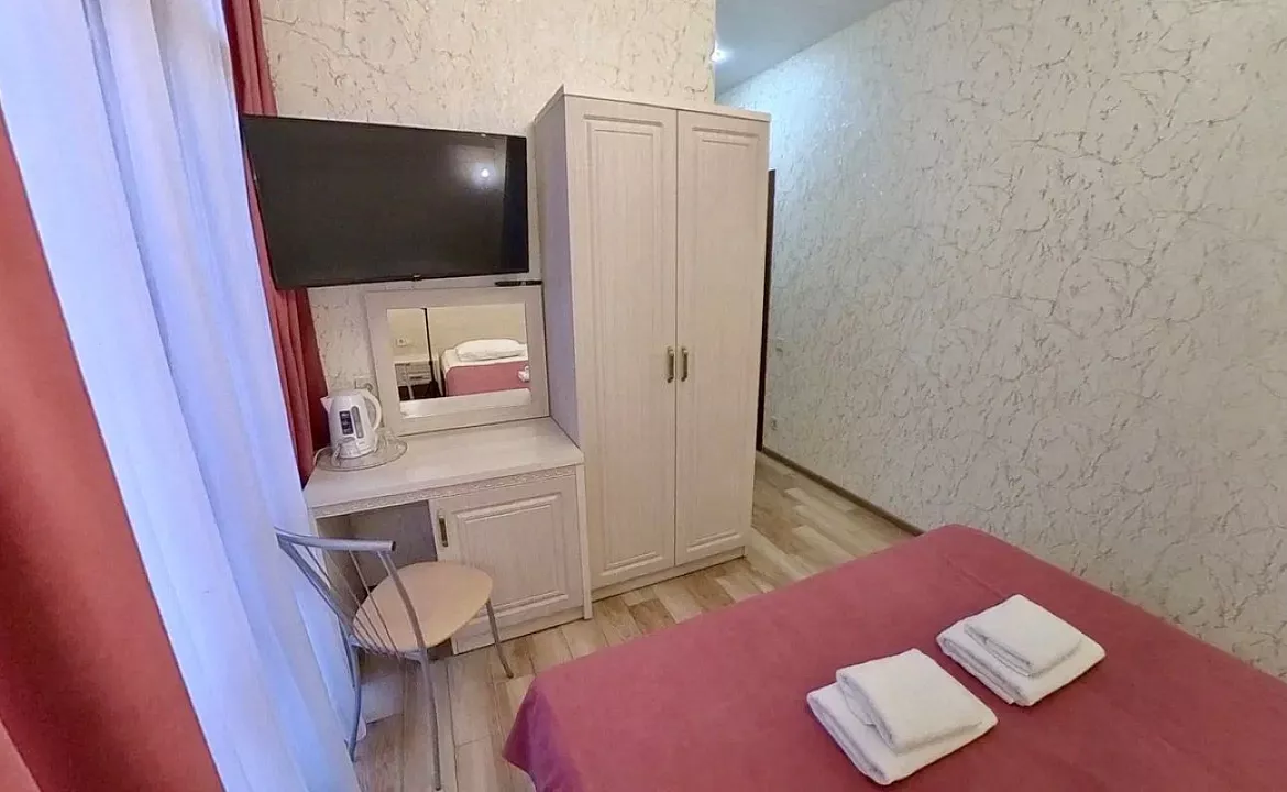 Стандарт двухместный. Гостевой дом «ГРИФ». Адлер