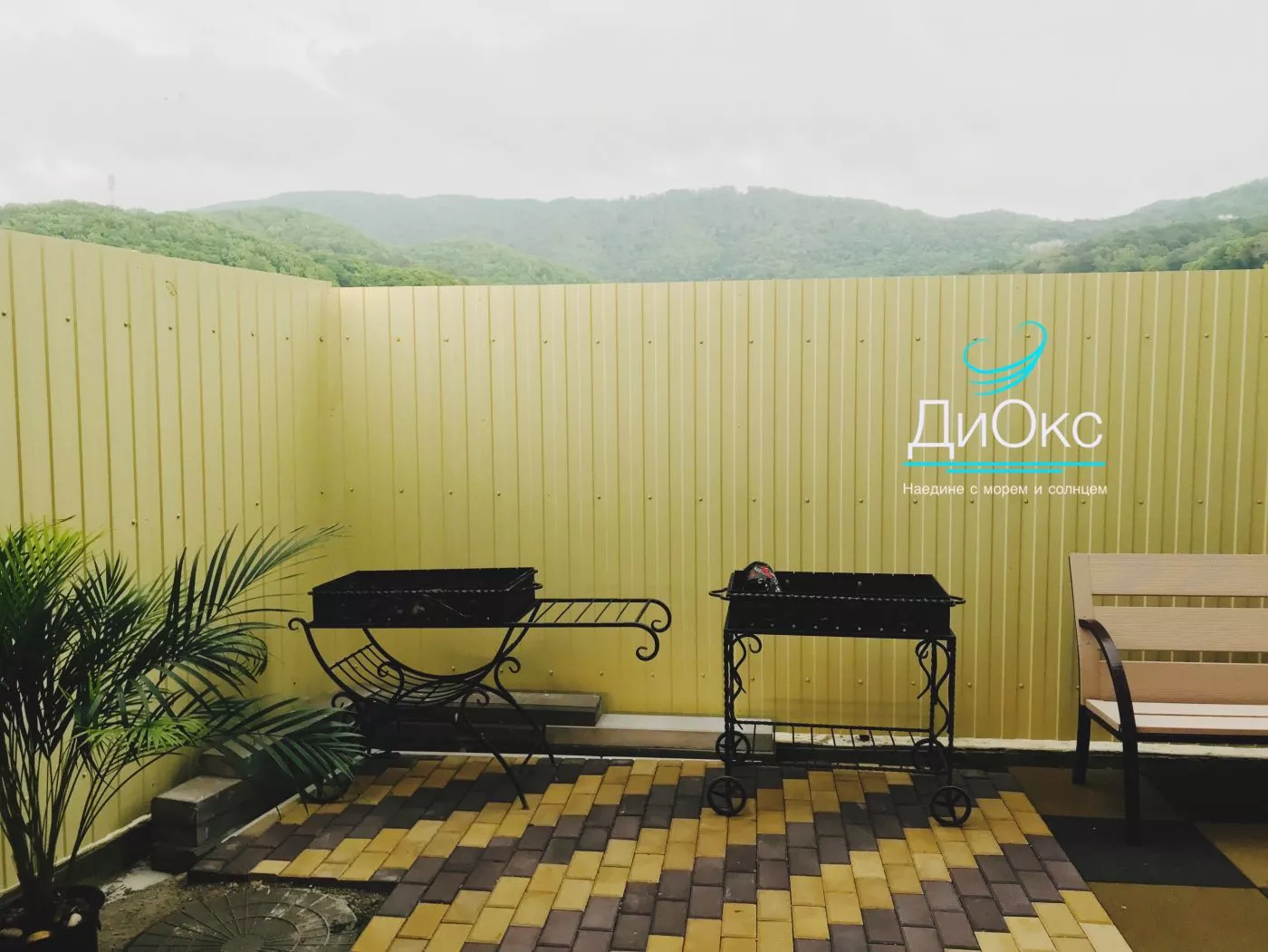 . Гостевой дом Дом ДиОкс. Агой