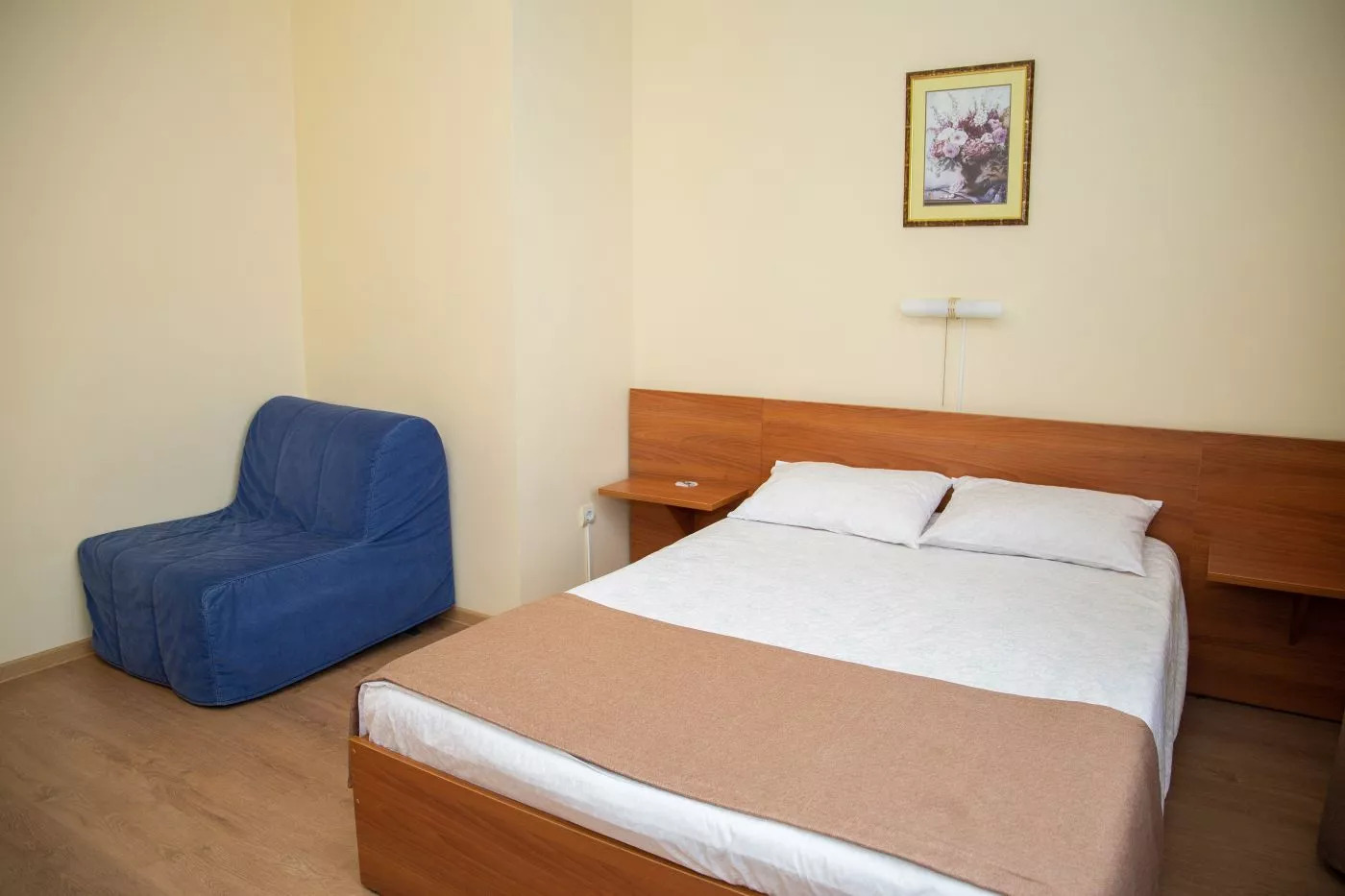 . Гостевой дом "Дельфин" - Голубицкая. Голубицкая