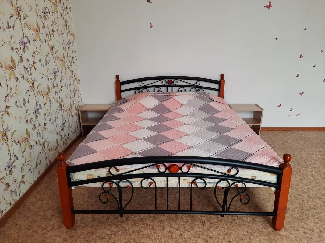 . Частный сектор Большая однокомнатная квартира. Алушта