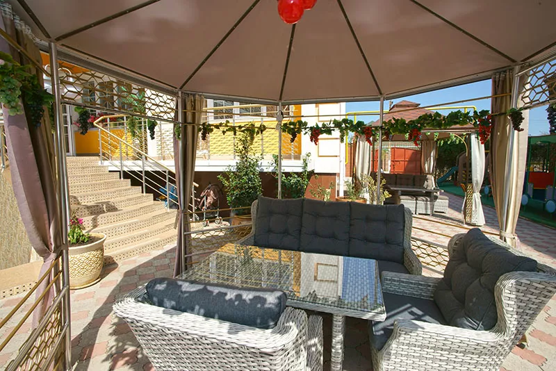 . Коттедж "Согдиана". Саки