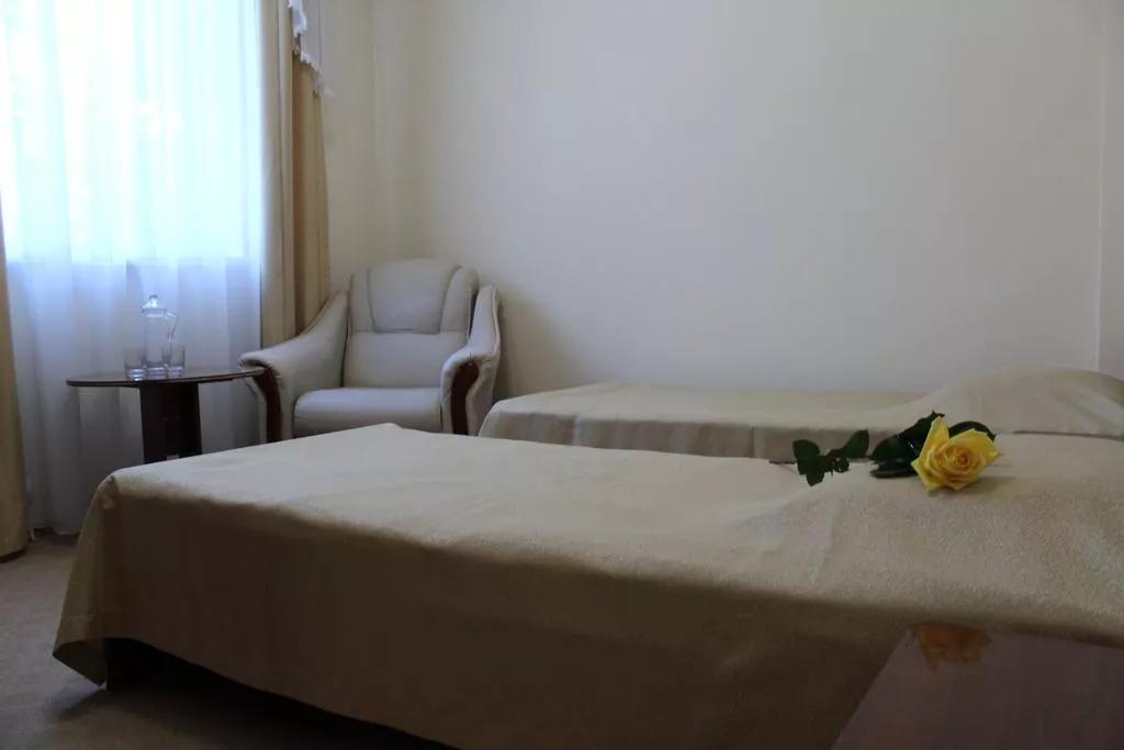 . Отель "ВАН". Адлер