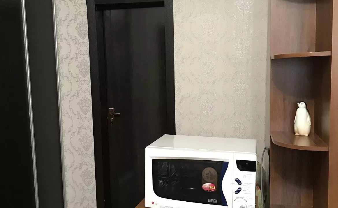 Апартаменты . Гостевой дом Алмаз . Ейск