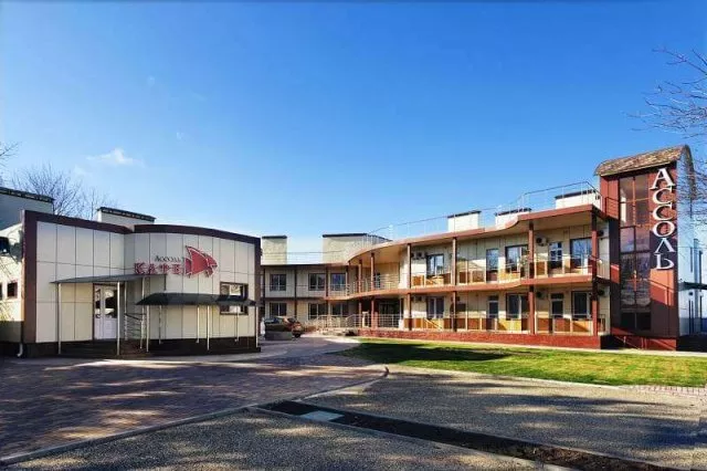 Четырехместный двухкомнатный номер. Гостиница "Ассоль". Ейск