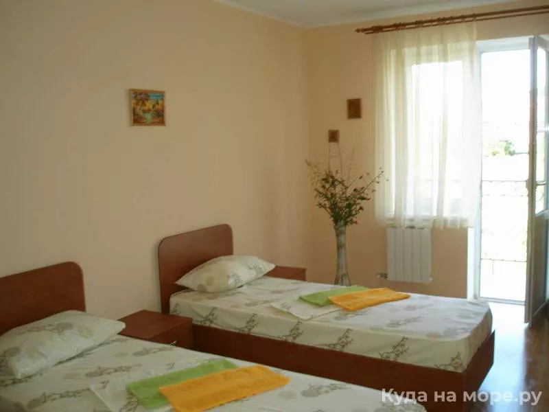 Двухместный эконом. Гостевой дом "Берёзка" . Лазаревское Двухместный эконом. Гостевой дом "Берёзка" . Лазаревское