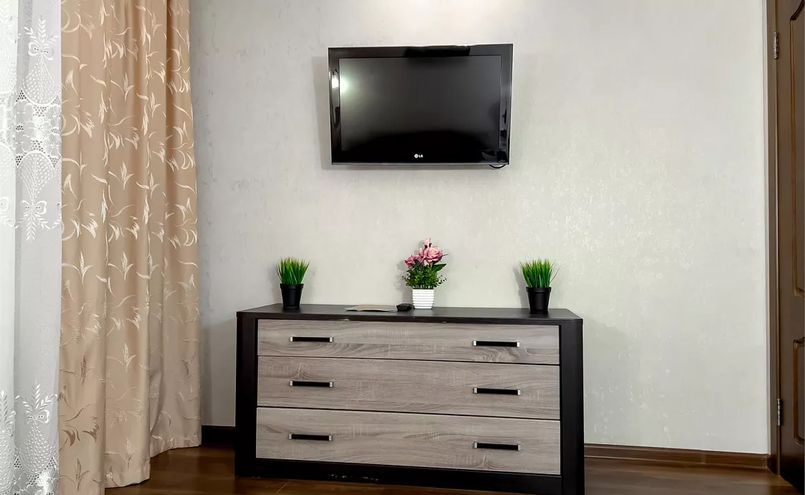 Двухкомнатный семейный номер с балконом. Отель "VIVA Лариса". Адлер