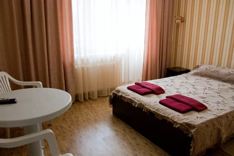 Семейный. Гостиница "На Эскадронной". Евпатория Семейный. Гостиница "На Эскадронной". Евпатория