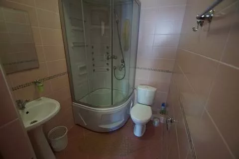 2-х местный «Полу-Люкс» с дополнительным местом. Отель Мини-отель "Рассвет". Геленджик 2-х местный «Полу-Люкс» с дополнительным местом. Отель Мини-отель "Рассвет". Геленджик